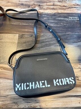 Michael Michael Kors Logo Double Zip Crossbody